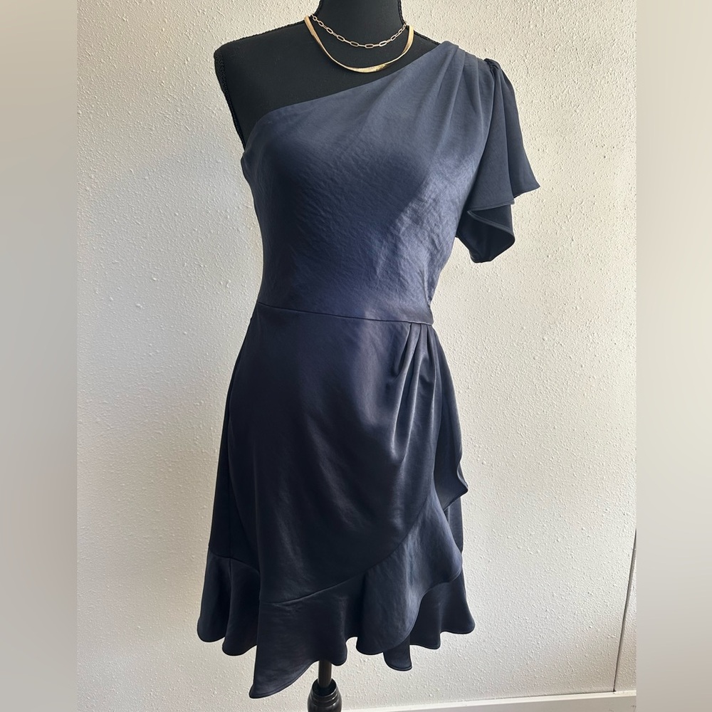 Gorgeous blue one shoulder dresss